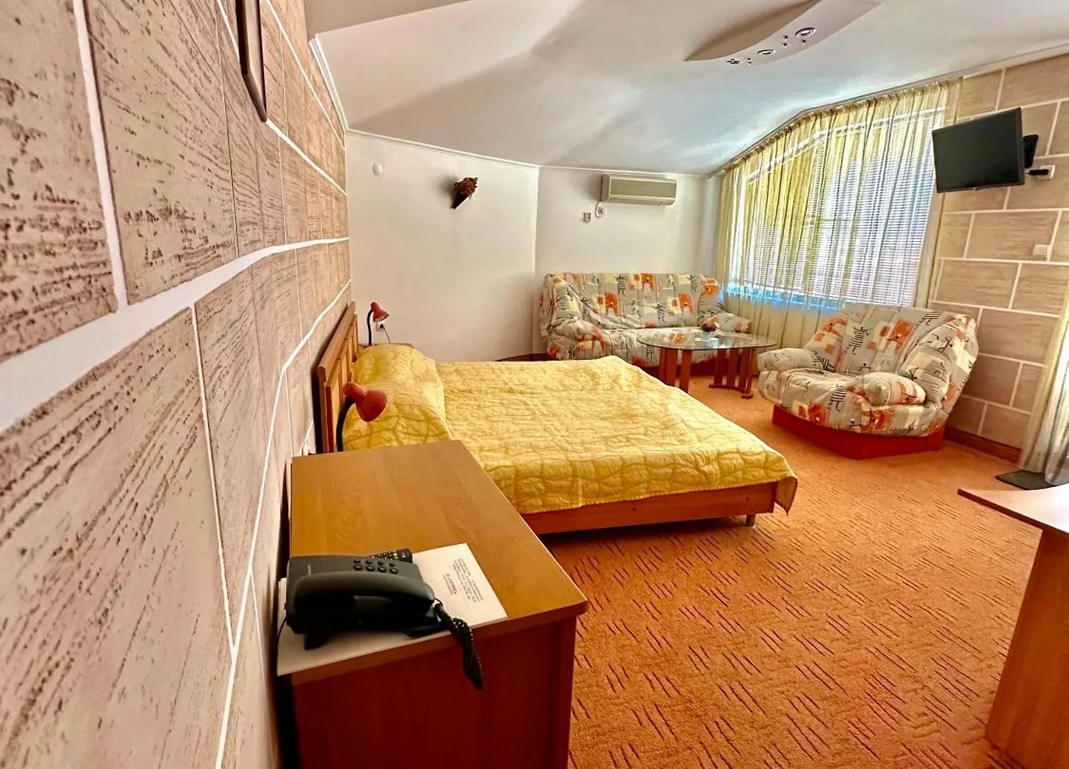 Family Hotel The Golden Fish 索佐波尔 保加利亚