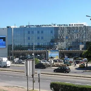 https://guest-rooms-kom.sofiahotelsbg.com